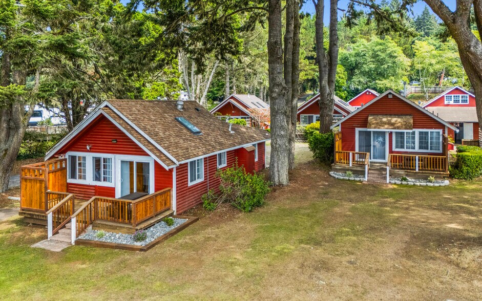 More Photos Of 3415 Patricks Point Dr, Trinidad Lodge Meeting Hall For Sale