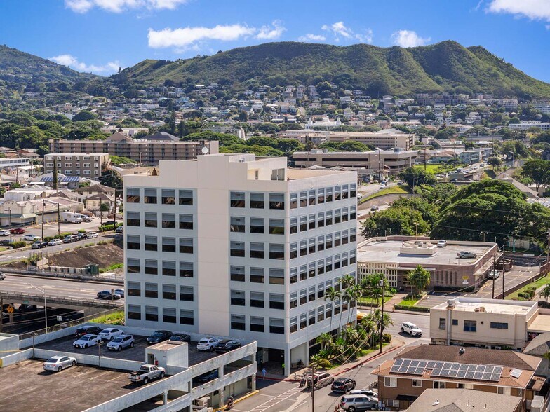 More Photos Of 1520 Liliha St, Honolulu Medical For Sale