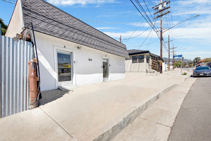 Primary Photo Of 7831 Foothill Blvd, Sunland Storefront Retail Office For Sale