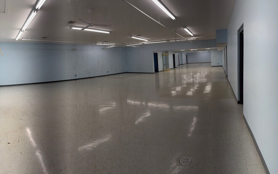 More Photos Of 5714 Central Ave, Portage Office For Sale