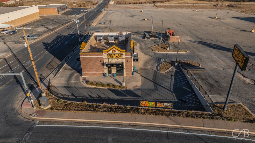 More Photos Of 3000 College Ave, Snyder General Retail For Sale