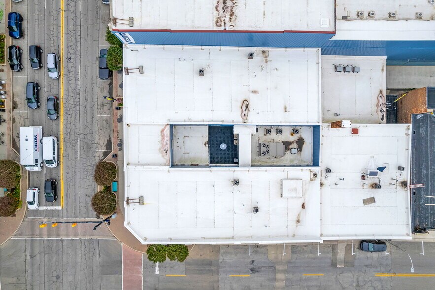 More Photos Of 306-310 Huron Ave, Port Huron Freestanding For Sale