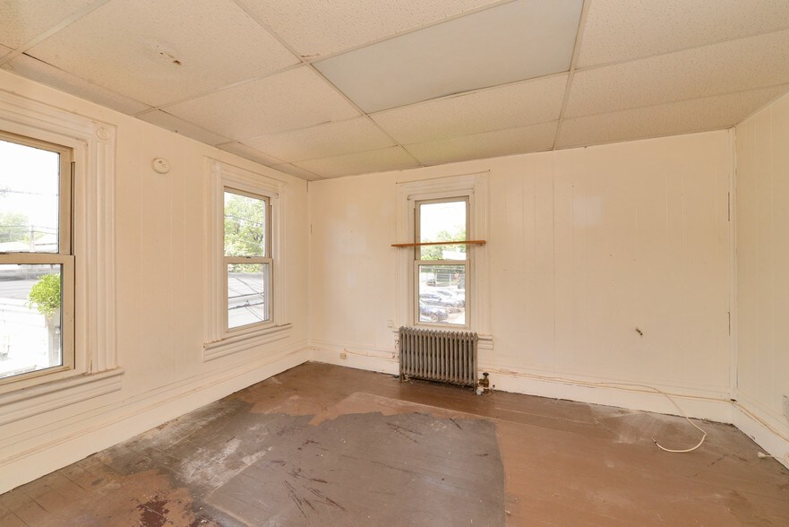 More Photos Of 1025 Woodfield Rd, West Hempstead Land For Sale