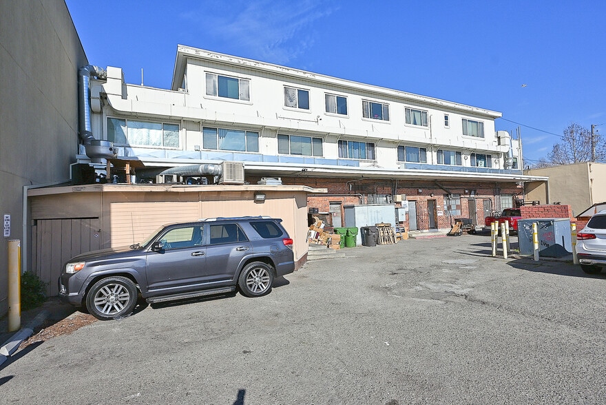 More Photos Of 3121-3161 Castro Valley Blvd, Castro Valley Storefront Retail Office For Sale