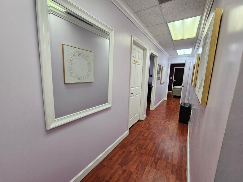 More Photos Of 12550 Biscayne Blvd, North Miami Medical For Sale