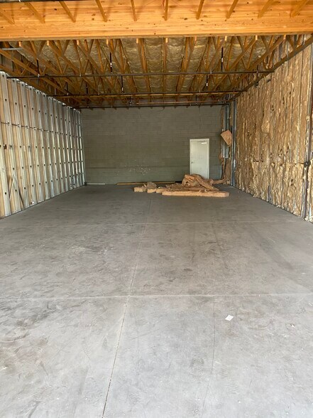 More Photos Of W Thunderbird Rd, Peoria Unknown For Lease