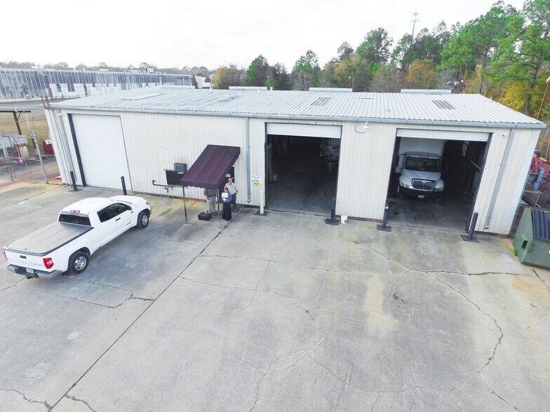 More Photos Of 100 Greer Avenue, Mobile Office For Lease