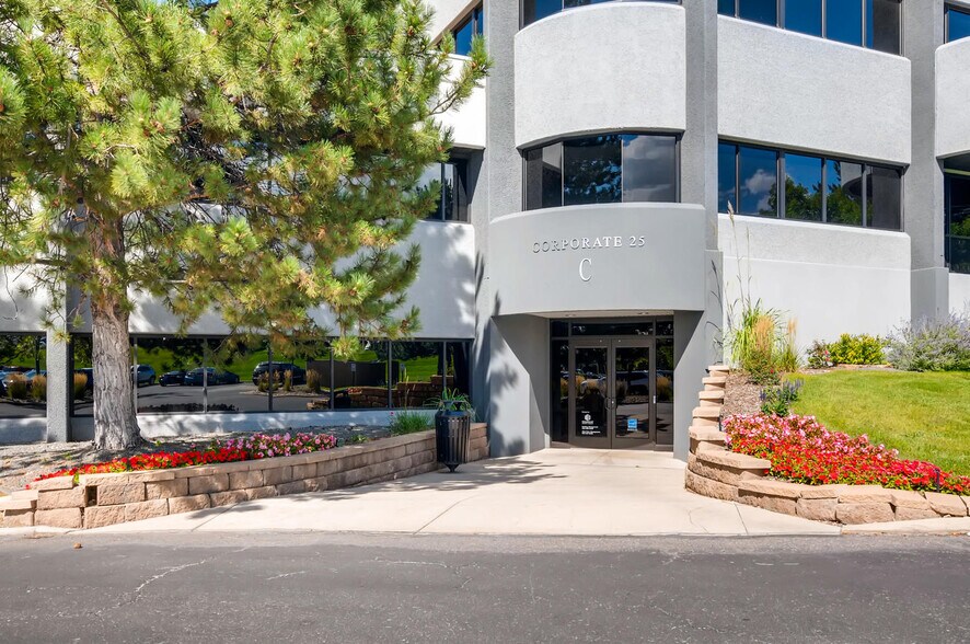 More Photos Of 7200 S Alton Way, Centennial Office For Lease