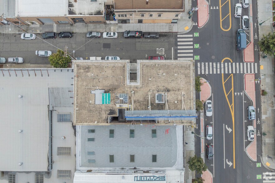 More Photos Of 498 25th St, Oakland Apartments For Sale