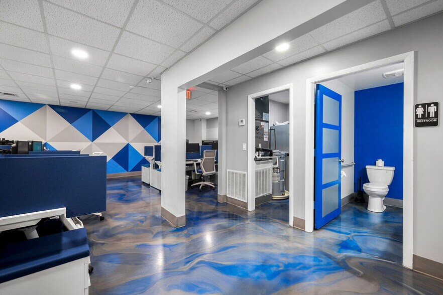More Photos Of 1801 SE Hillmoor Dr, Port Saint Lucie Medical For Lease