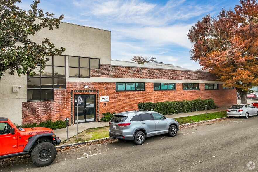 More Photos Of 1801 7th St, Sacramento Office For Lease