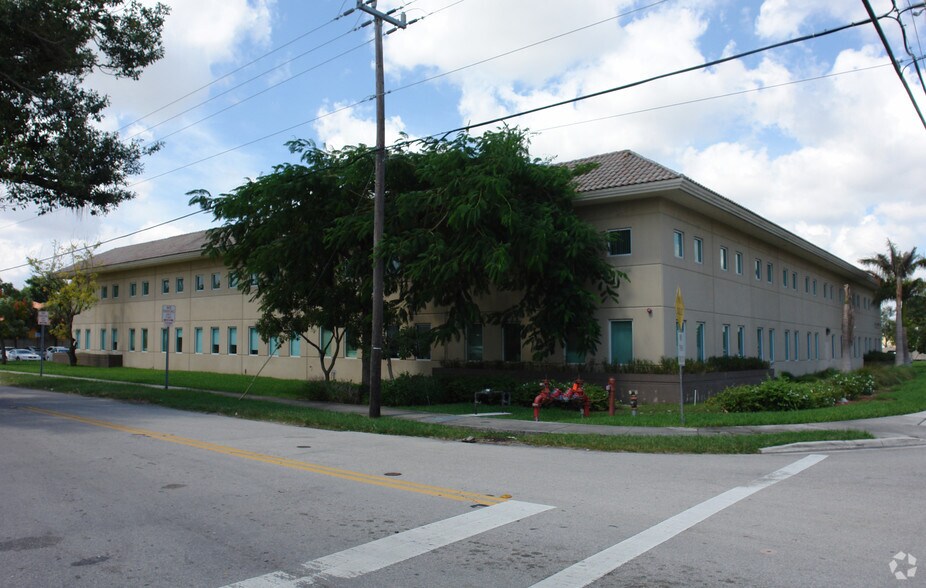 More Photos Of 7500 SW 87th Ave, Miami Medical For Lease