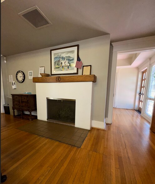 More Photos Of 119 E Coronado Rd, Phoenix Office For Sale