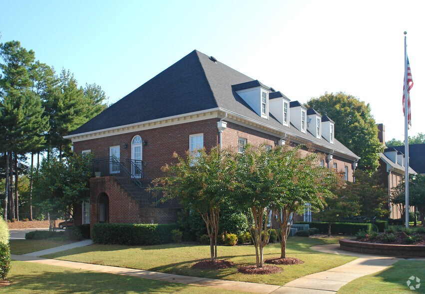 Primary Photo Of 11099 Houze Rd, Roswell Unknown For Lease