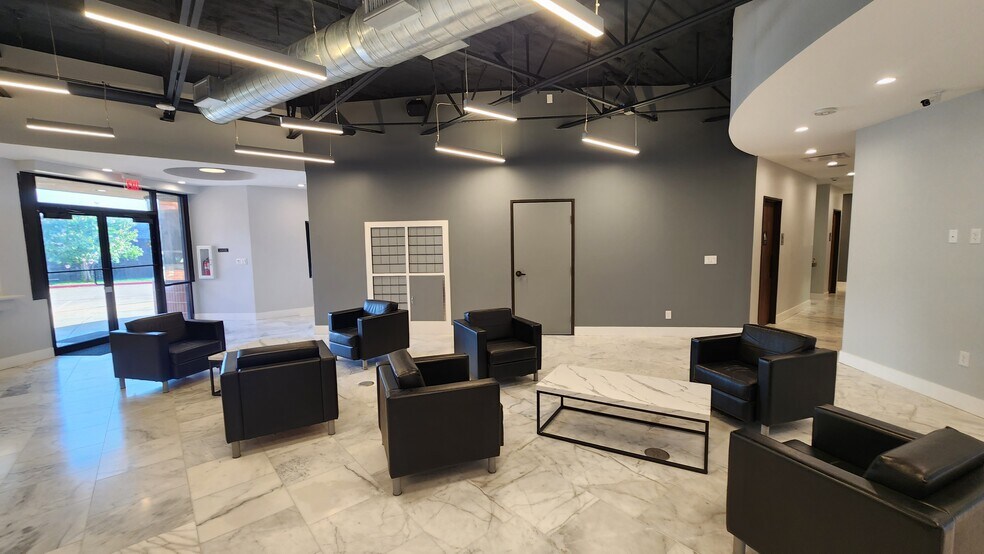 More Photos Of 3920 Alma Dr, Plano Coworking Space
