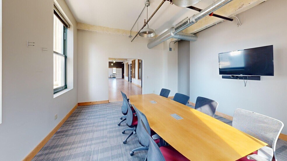 More Photos Of 1017 Olive St, Saint Louis Office For Lease