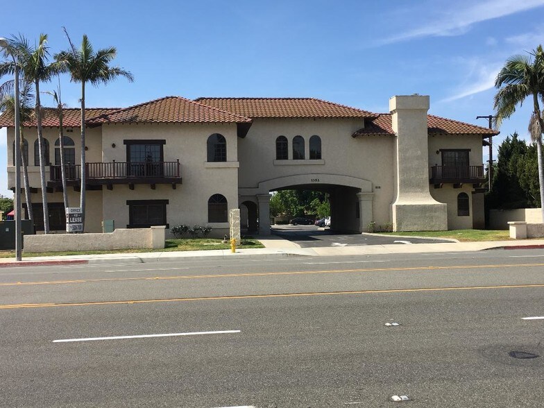 More Photos Of 1352 Irvine Blvd, Tustin Medical For Lease
