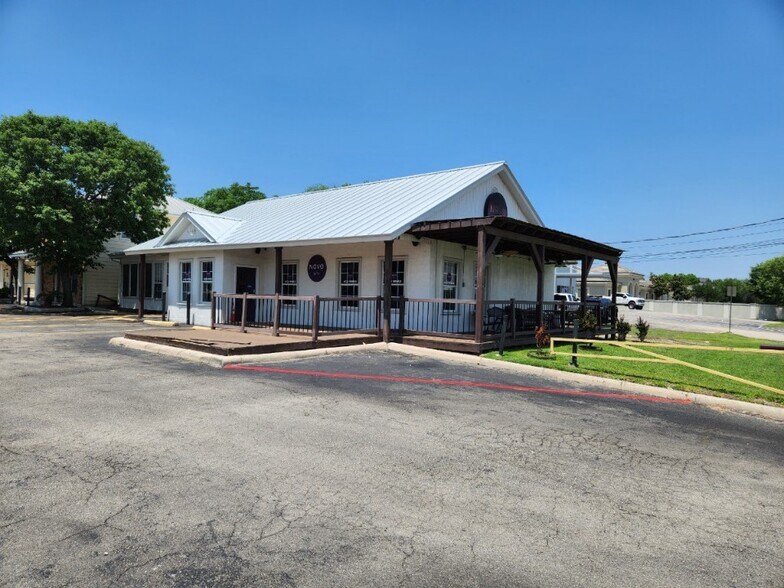 Primary Photo Of 9577 Huebner Rd, San Antonio General Retail For Sale