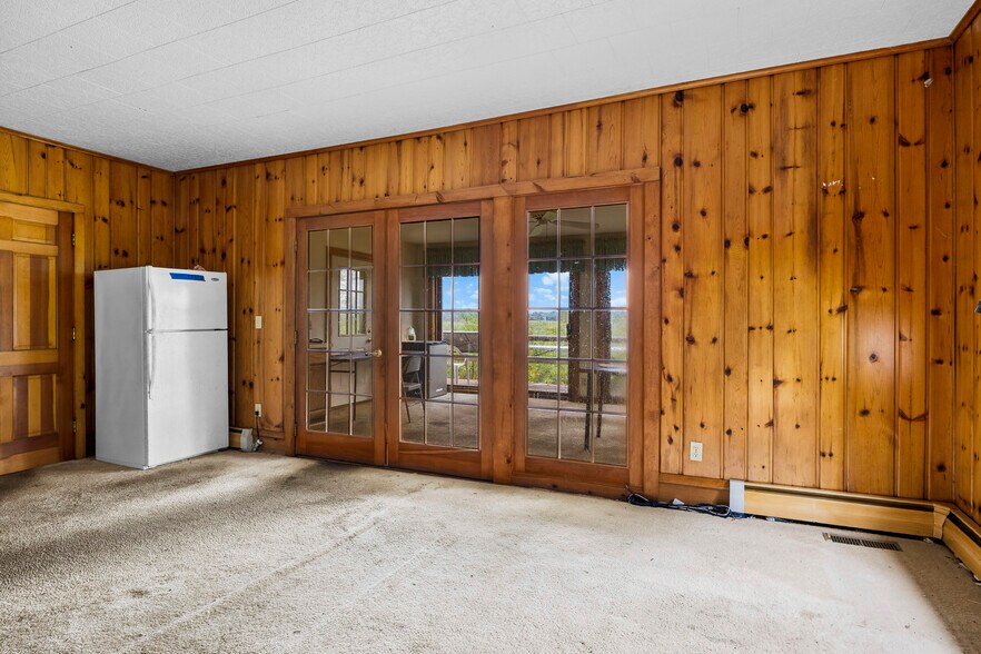 More Photos Of 47 Bronk Rd, Selkirk Land For Sale