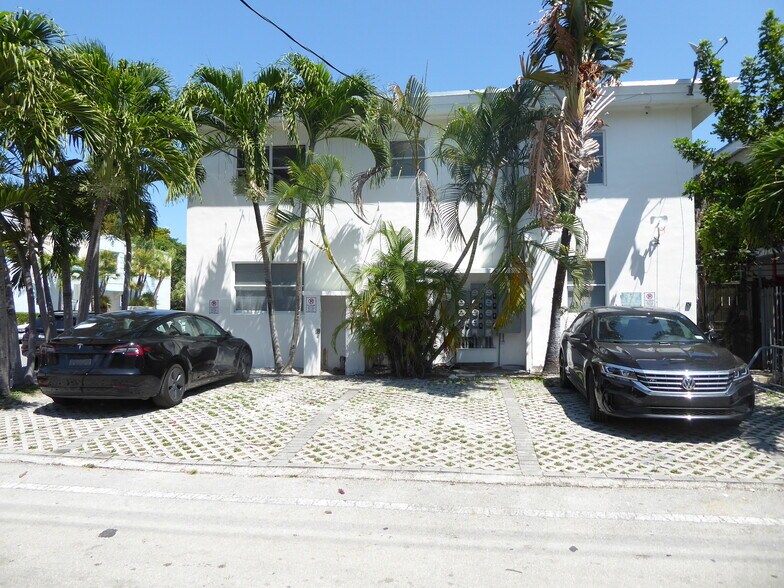 More Photos Of 1000 7th St, Miami Beach Apartments For Sale