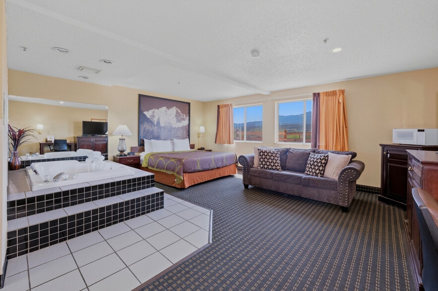 More Photos Of 1924 Freedom Rd, Trinidad Hotel For Sale