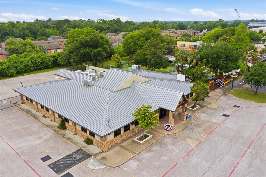 Primary Photo Of 13101 Kuykendahl Rd, Houston Restaurant For Sale