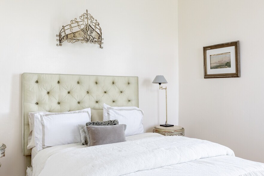 More Photos Of 2416 Lowesville Rd, Amherst Hospitality For Sale