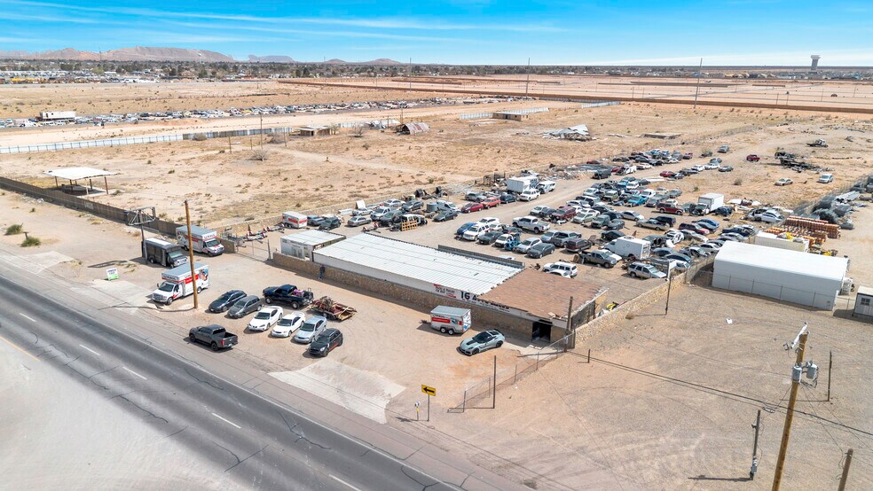 More Photos Of 14010 Montana Ave, El Paso Auto Salvage Facility For Sale
