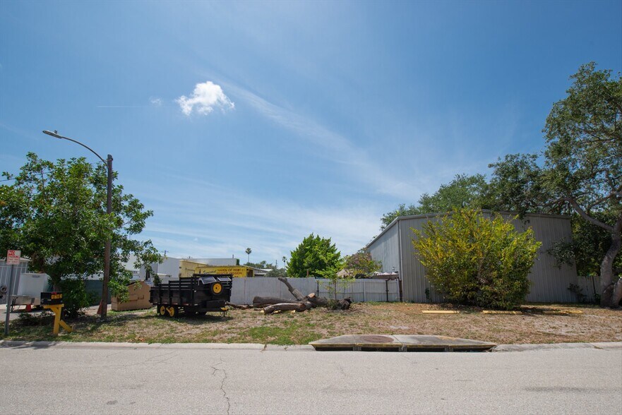 More Photos Of 1763 9th Ave N, St Petersburg Land For Sale