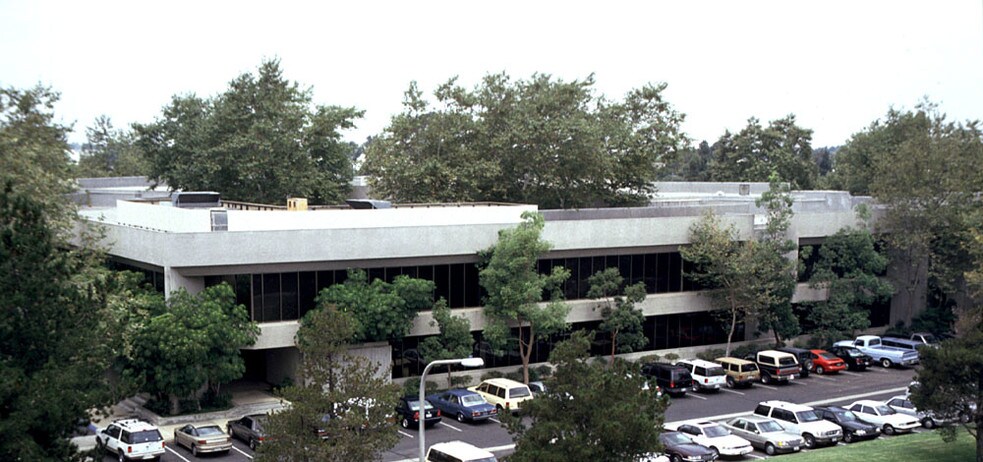 More Photos Of 1601 Dove St, Newport Beach Medical For Lease