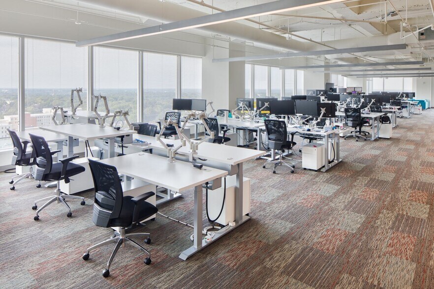 More Photos Of 301 Fayetteville St, Raleigh Office For Lease