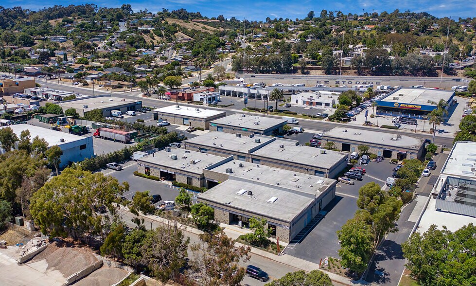 More Photos Of 2942 Industry St, Oceanside Unknown For Lease