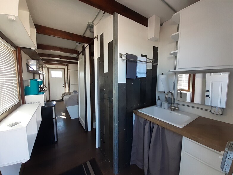 More Photos Of 465 Union st, Florence Specialty For Sale