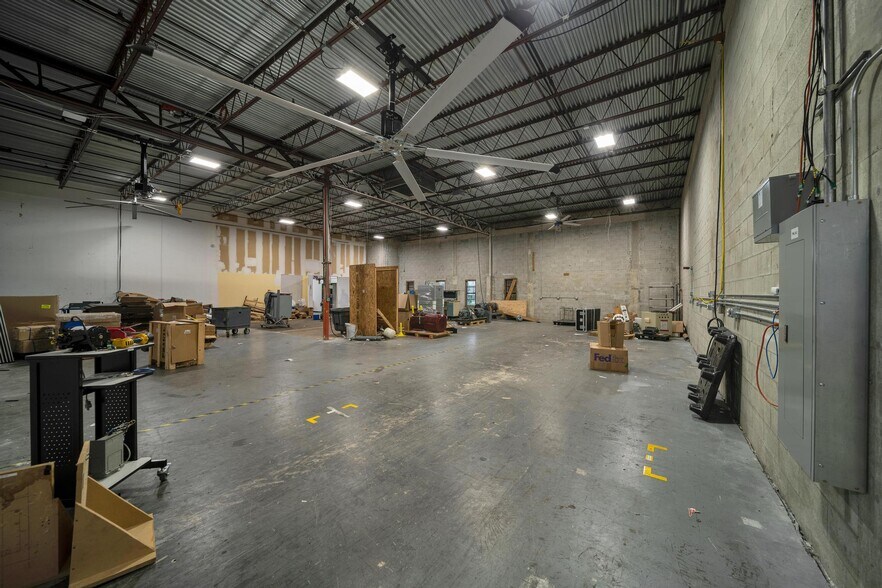More Photos Of 12095 NW 39th St, Coral Springs Warehouse For Sale