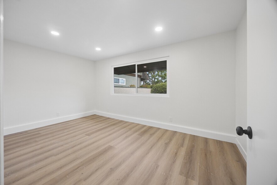 More Photos Of 1457 E Chapman Ave, Fullerton Office For Sale