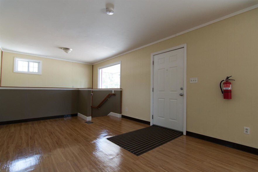 More Photos Of 600 E Old Hickory Blvd, Madison Freestanding For Sale