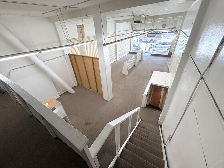 More Photos Of 1100-1110 S Main St, Los Angeles Storefront For Lease