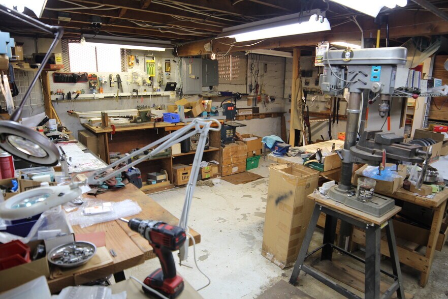 More Photos Of 72 Maple St, East Prospect Freestanding For Sale