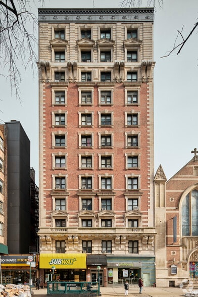 More Photos Of 2510 Broadway, New York Shelter For Lease