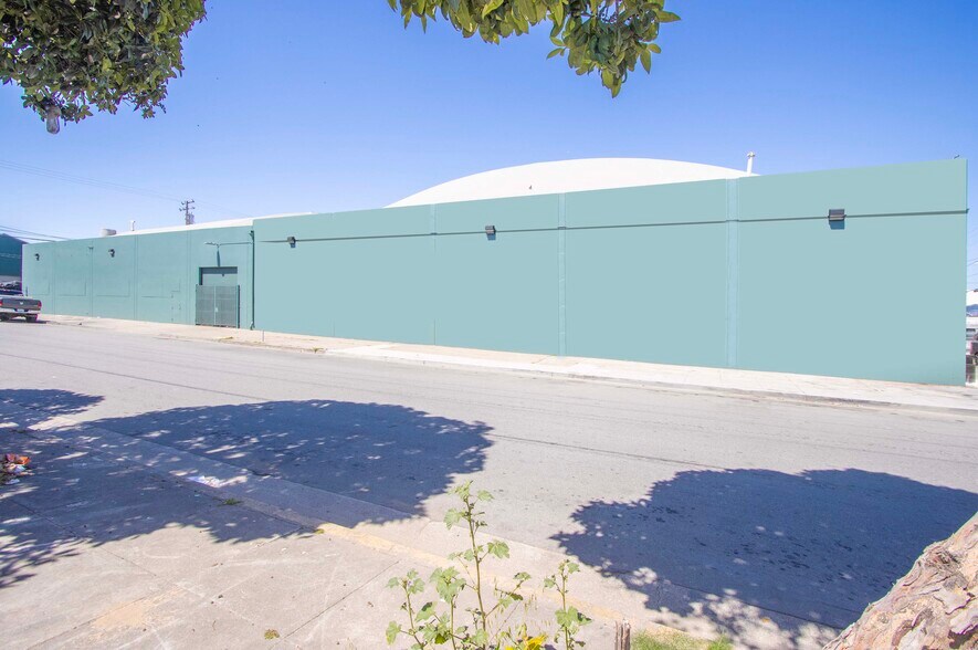 More Photos Of 1400 Carroll Ave, San Francisco Warehouse For Sale