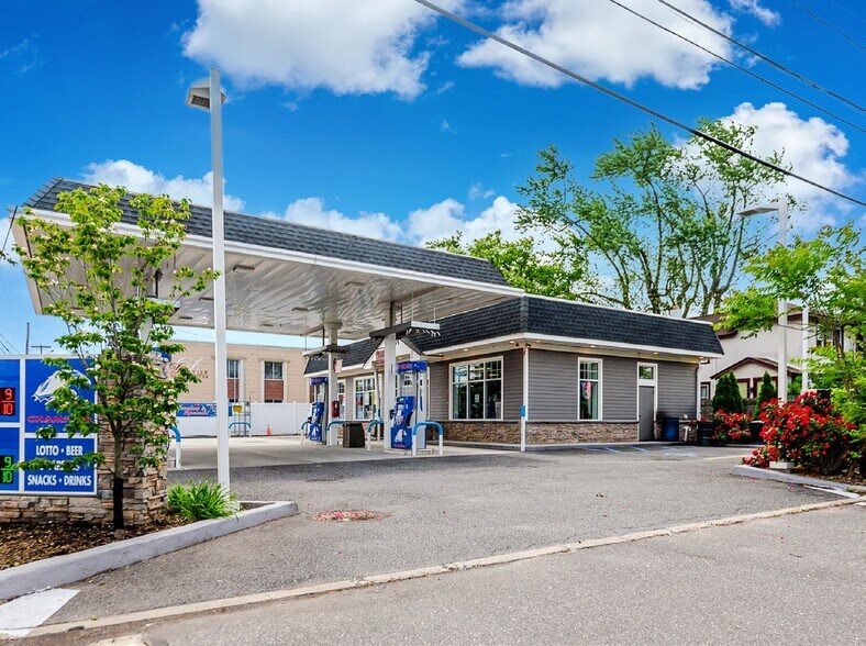 More Photos Of 566 Fulton St, Farmingdale Service Station For Sale