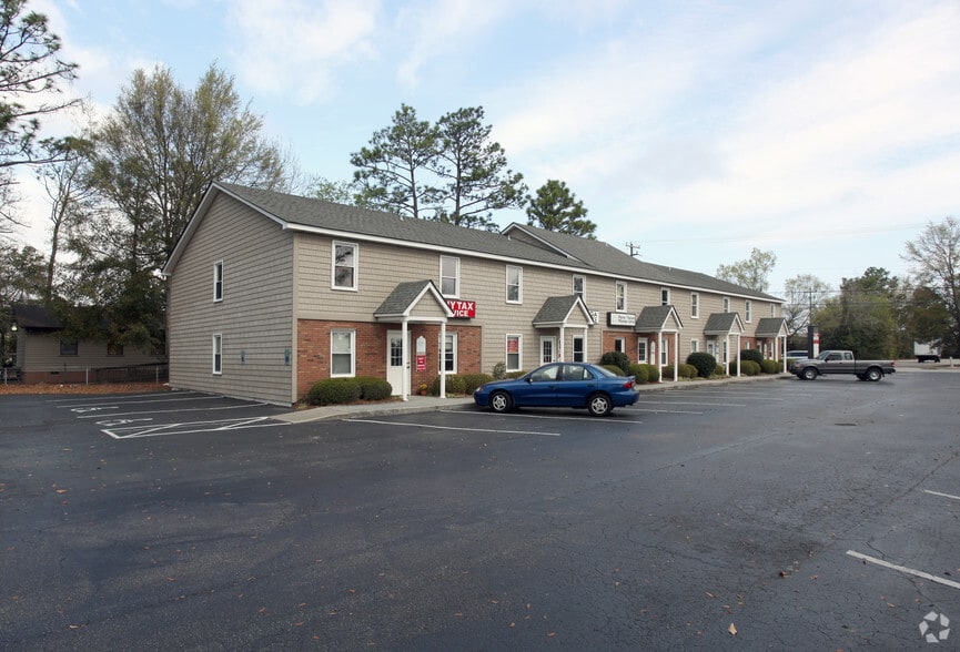 More Photos Of 5014-5032 Randall Pky, Wilmington Medical For Sale