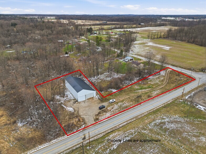 Primary Photo Of 2035 Co 170 Rd, Marengo Warehouse For Sale