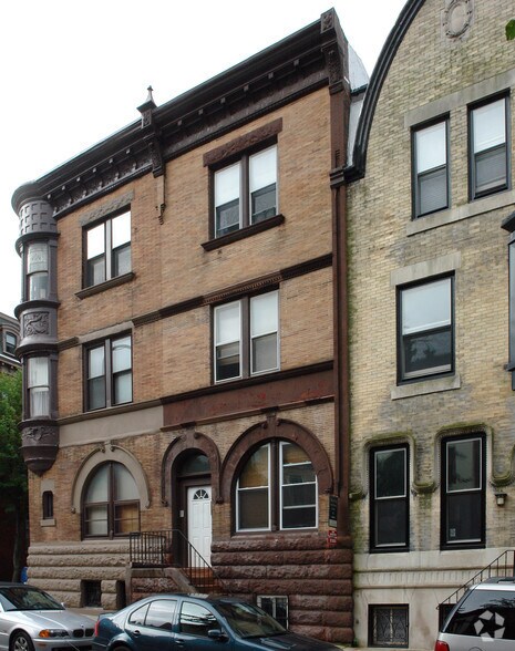 More Photos Of 2402 Spruce St, Philadelphia Apartments For Sale