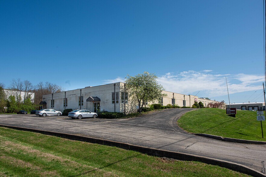 More Photos Of 2105 Production Dr, Louisville Manufacturing For Sale