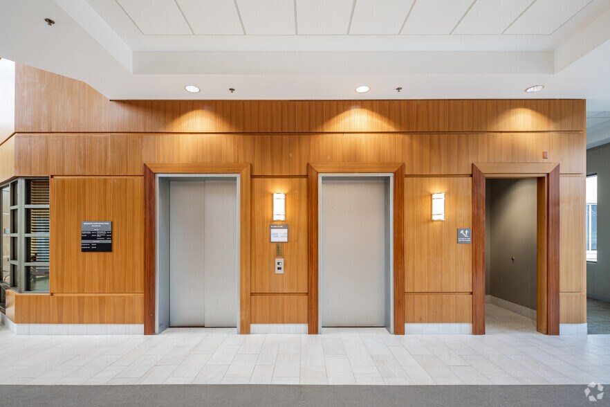 More Photos Of 50 Millstone Rd, East Windsor Unknown For Lease