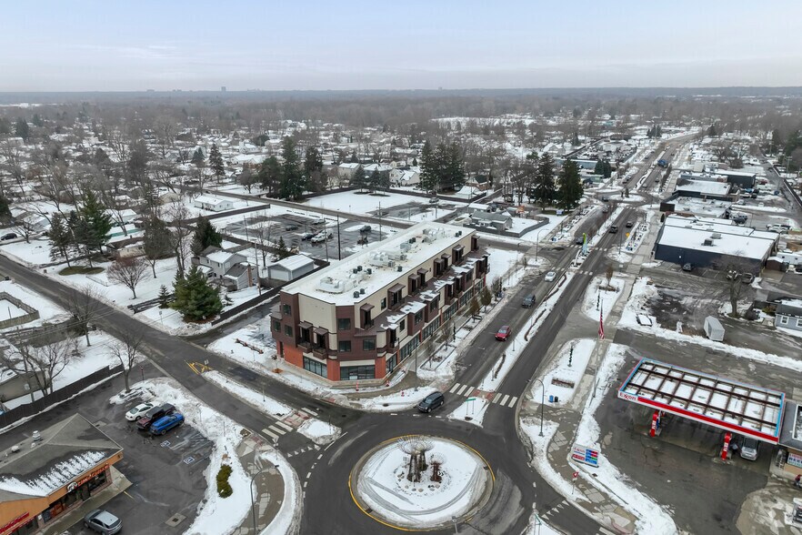 More Photos Of 1760 E Auburn Rd, Rochester Apartments For Lease