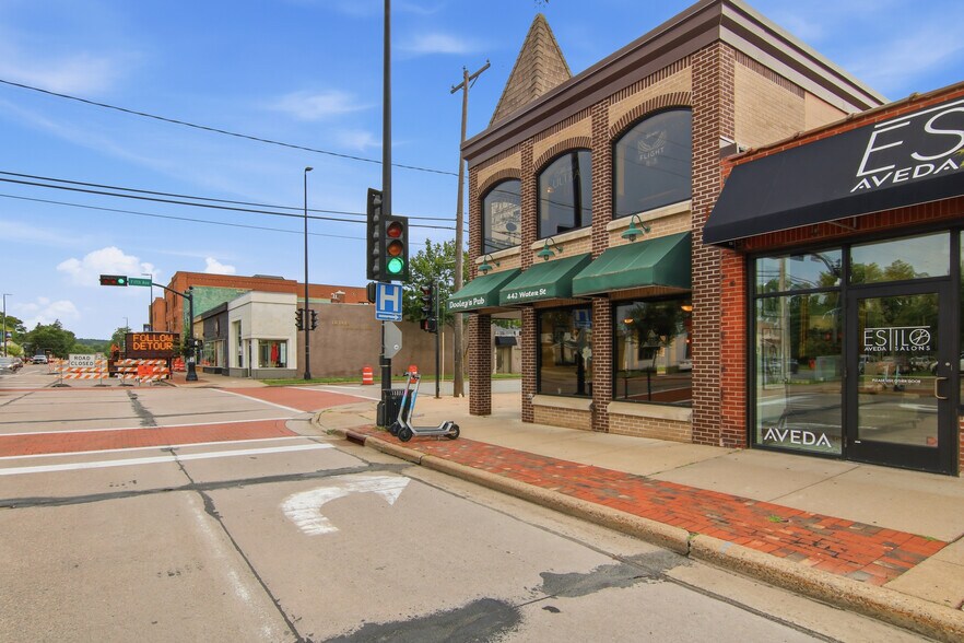 More Photos Of 442 Water St, Eau Claire Bar For Sale