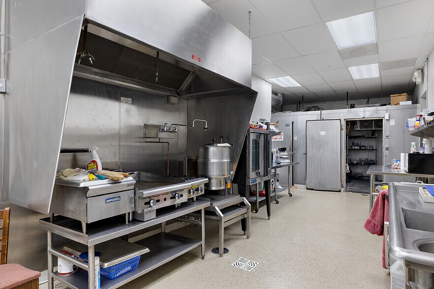 More Photos Of 9334 North River Rd, Algonac Congregate Senior Housing For Sale