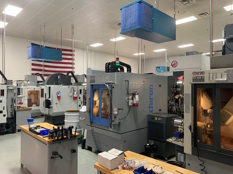 More Photos Of 301-315 Camars Dr, Warminster Township Light Manufacturing For Sale